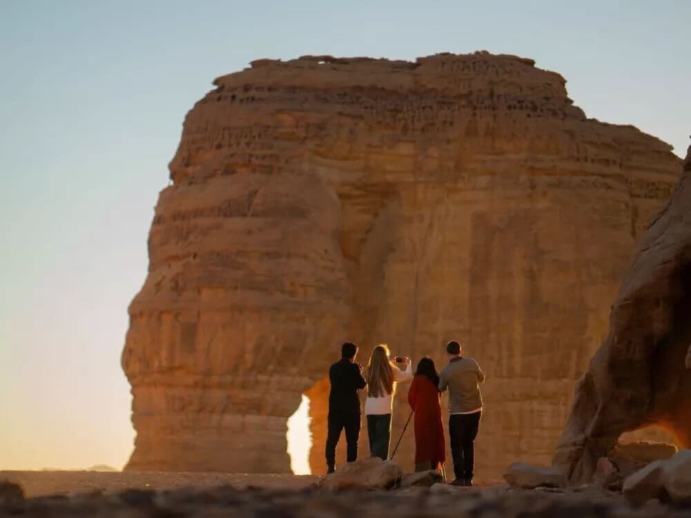 مغامرة العلا  بين عجائب العلا الطبيعية والتاريخية 